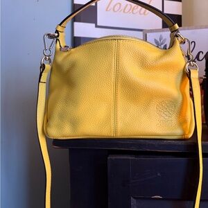 Like NEW Vince Camuto yellow leather purse w strap